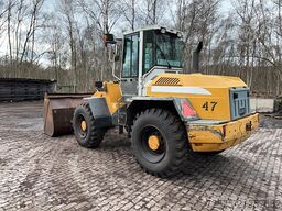 Liebherr L 522 with High-Tipping Bucket