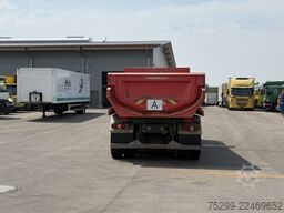 Mercedes-Benz Arocs 3243 8x4 Schwarzmüller / Swiss-Vehicle