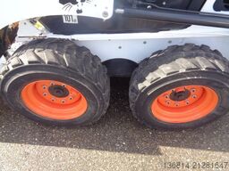 BOBCAT S450 Schaufeln + Gabeln