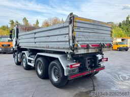 RENAULT C520 8x4 2 Seiten