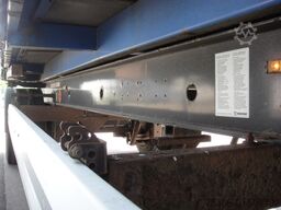 krone Wechselfahrgestell mit Wechselbrücke