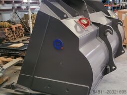 Dekpol Schaufel 3.5 m³ Volvo-Aufnahme