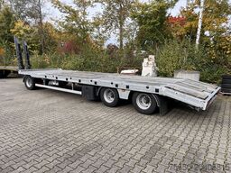 Möslein TO 3 F Schwebheim 3 Achs Tiefladeranhänger