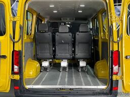 VOLKSWAGEN CRAFTER 2.0TDI 8 SITZE TEMPOMAT KLIMA AHK 1.HAND