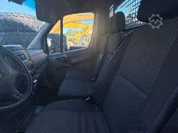 Mercedes-Benz Sprinter 313