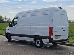 MERCEDES-BENZ SPRINTER 317 L2H2 RWD Mbux10