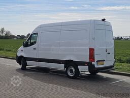 MERCEDES-BENZ SPRINTER 317 L2H2 RWD Mbux10
