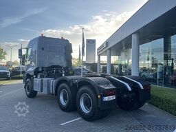 Ford F-Line trekker 3551T