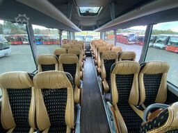 MAN R 09 Lion´s Coach C