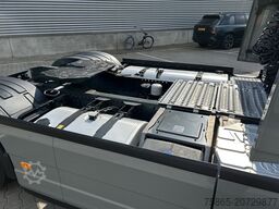 Volvo FH 500 Globetrotter XL / VEB+ / 2 Tanks / New T...