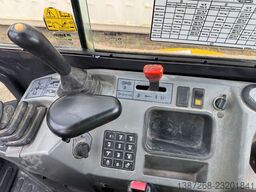 BOBCAT E26 / 2017 BJ / 3 x Löffel