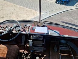 SETRA Kässbohrer Setra S 11