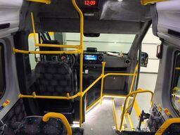 MERCEDES-BENZ Sprinter 517 Heckniederflur Vorlauffahrzeug