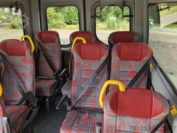 MERCEDES-BENZ 3 x Lagerfahrzeug Bürgerbus Niederflur 9 Sitze