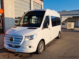 MERCEDES-BENZ 3 x Lagerfahrzeug Bürgerbus Niederflur 9 Sitze