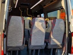 MERCEDES-BENZ 3 x Lagerfahrzeug Bürgerbus Niederflur 9 Sitze