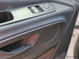 MERCEDES-BENZ 3 x Lagerfahrzeug Bürgerbus Niederflur 9 Sitze