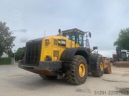 Komatsu WA500-8