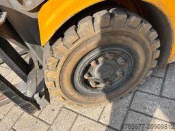 JUNGHEINRICH EFG215 EFG215 triplo460 freelift sideshift 2016 heftruck forklift electrisch