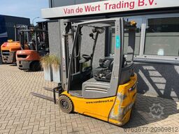 JUNGHEINRICH EFG215 EFG215 triplo460 freelift sideshift 2016 heftruck forklift electrisch
