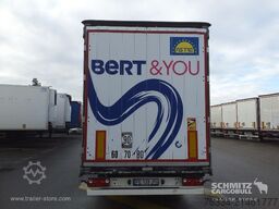 Schmitz Cargobull Semitrailer Curtainsider Mega