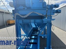 KLOCKNER 900×180 HS 4 WT z przenośnikiem łańcuchowym typu redler