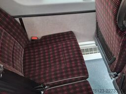 MERCEDES-BENZ Frontniederflur Sprinter 517 / 4 er Bestuhlung