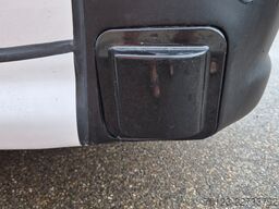 MERCEDES-BENZ Frontniederflur Sprinter 517 / 4 er Bestuhlung