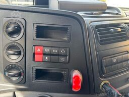 MERCEDES-BENZ Atego 1227 K Kran Funk-FB Greifer 3 Sitze