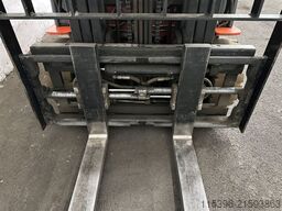 Toyota 8FBE16T - TRIPLEX 4,7 m