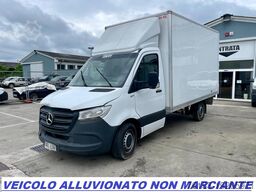 Mercedes-Benz SPRINTER 311