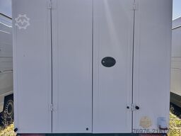 Mercedes-Benz Foodtruck, Imbisswagen, Food Truck mit neuer Küche und Ausstattung