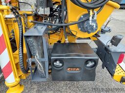 MAN 35.413 FFD-TM BB CIFA MAGNUM MK 28.4