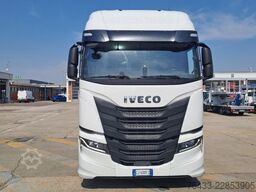 Standardni tegljač IVECO SWAY AS440S49T/P