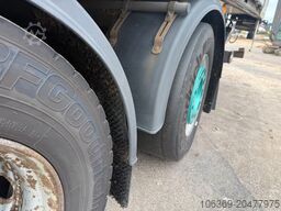 VOLVO FM330 6x2*4 Carrier Supra 1050 Nordic