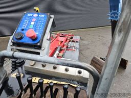 MAN TGS 47.440 BBL / 10X4 HOOKLIFT + Z CRANE
