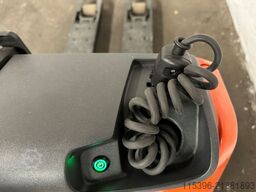 Toyota LWI 160 - 810 Stunden !!!