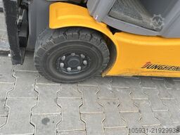 Jungheinrich EFG215