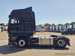 MAN TGX 18.520 4x2 - Full spec - Retarder - Night c...