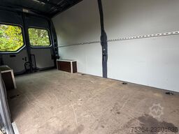 RENAULT Master 2.3 Dci Kasten L3H2 9.000 km Wie Neu!!!