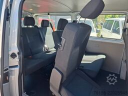 VW T6 9-Sitzer-Stoff-lang  1. Hand