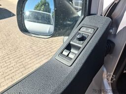 VW T6 9-Sitzer-Stoff-lang  1. Hand