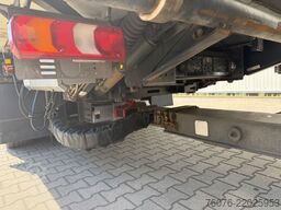MERCEDES-BENZ 2540 LL 6x2/4 Kühlkoffer 8.2m LBW 2,5t  Carrier
