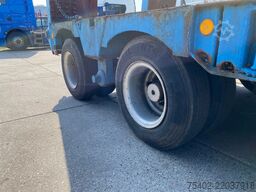 Fruehauf / Hydraulic Ramps / 32 Ton