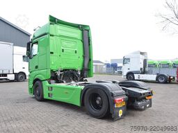 Mercedes-Benz Actros 1853 RETARDER 219.906km