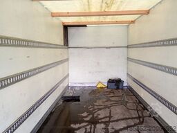 Mercedes-Benz Atego 1224 Koffer 3-Sitzer 6-Zylinder LBW AHK (50)