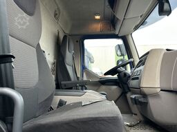 DAF LF 210 FA / Motor + Gearbox Problem / Oil Leak ...