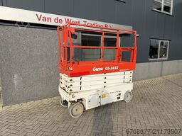 GENIE GS2632 schaarhoogwerker SCISSOR  10M Werkhoogte Elektrisch 2013