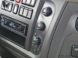 DAF LF 230 Bakwagen Laadklep!