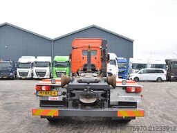 Mercedes-Benz Actros 2548 6X2 + HIAB HAAKARM 21T